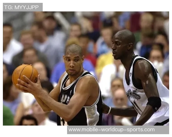 邓肯篮球鞋的传奇之路与运动科技的完美结合探讨